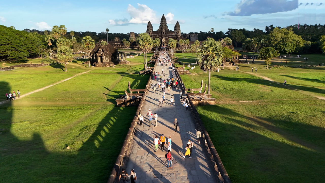 ភ្ញៀវ​ទេសចរ​ចិន​មកលេង​ប្រទេស​កម្ពុជា​​កើន​ឡើង​ជិត ៥០ ភាគរយ​ក្នុង​រយៈ​ពេល ៤ ខែ​ដើម​ឆ្នាំ​នេះ