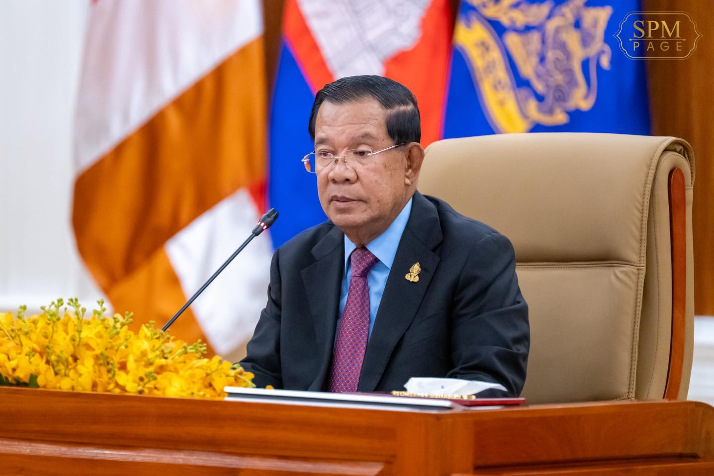 សម្តេចតេជោ ហ៊ុន សែន ស្នើឱ្យជនរួមជាតិស្ងប់ចិត្ត និងជឿជាក់លើការដឹកនាំរបស់រាជរដ្ឋាភិបាល និងកងកម្លាំងប្រដាប់អាវុធកម្ពុជា