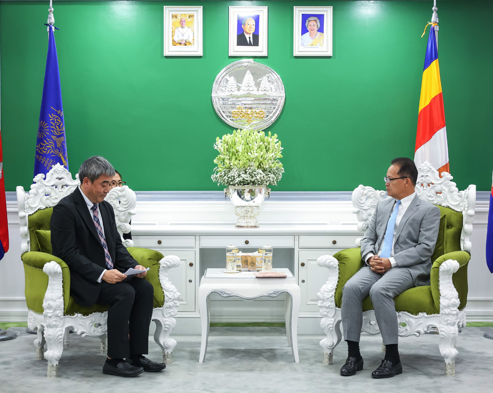 កម្ពុជា-ជប៉ុន សហការជួយឧបត្ថម្ភការសិក្សាសិស្សក្រីក្រ តាមរយៈការកែច្នៃសំរាម